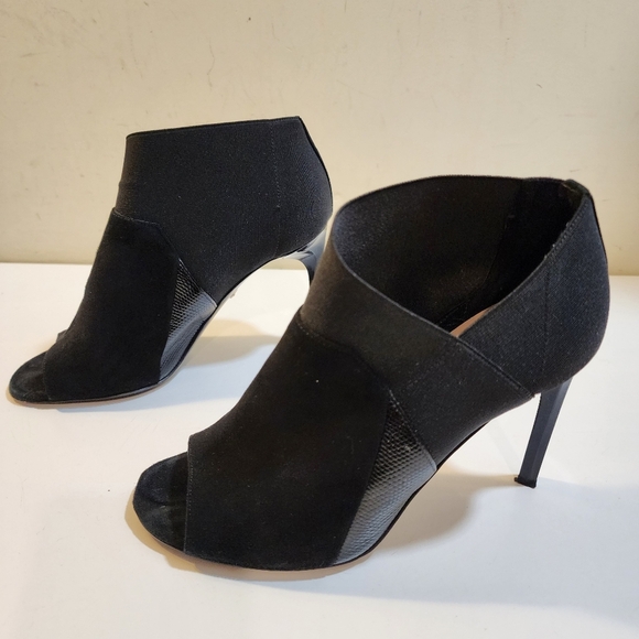 Diane Von Furstenberg Stylish Black Peep-Toe High Heeled Booties Size 7B - Picture 8 of 14